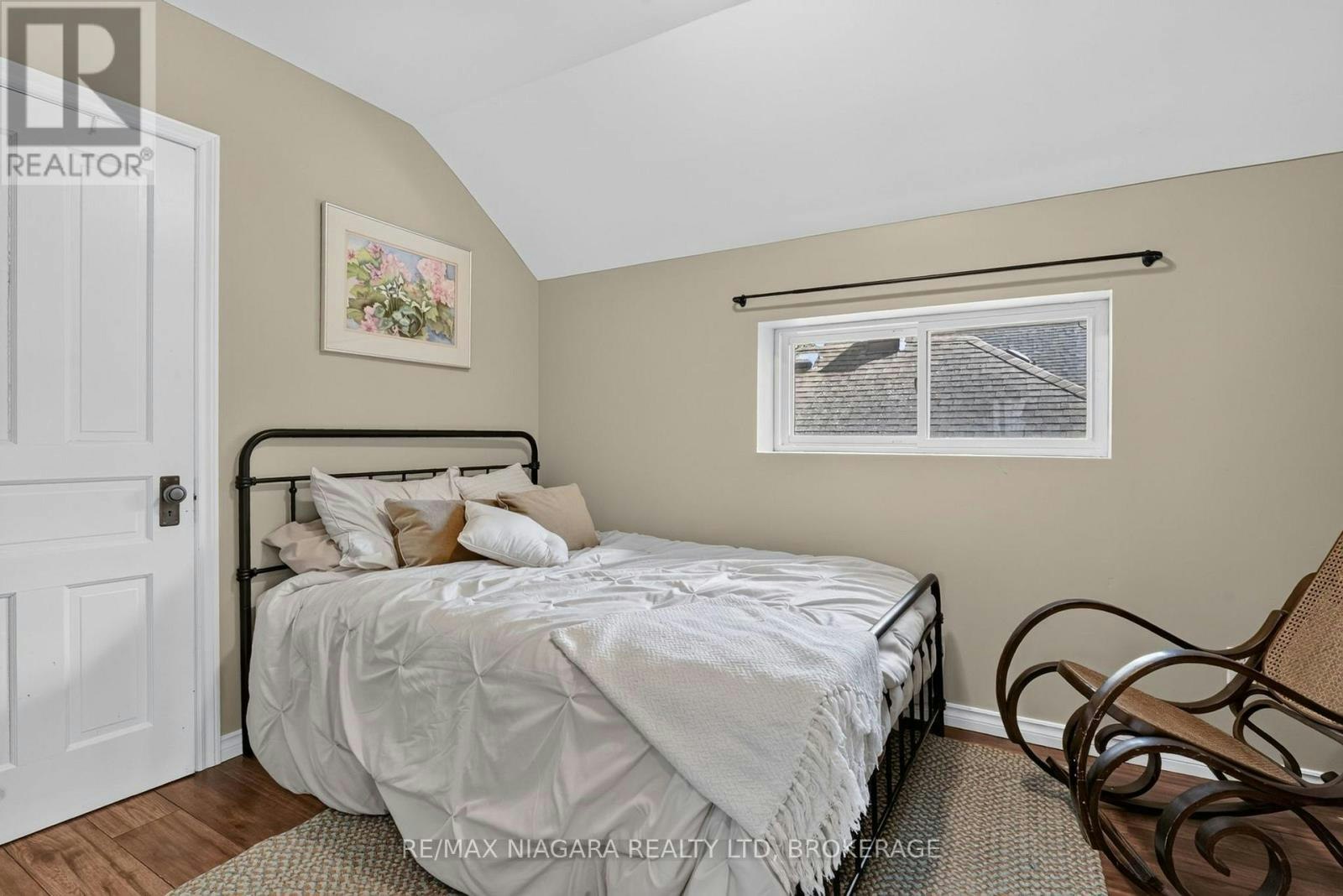 51 Wiley Street, St. Catharines, ON, L2R 4G1 - 19