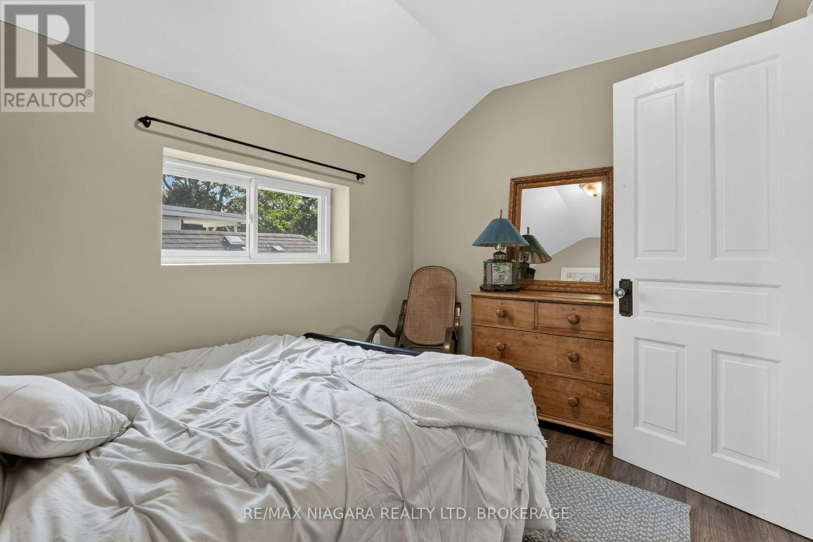 51 Wiley Street, St. Catharines, ON, L2R 4G1 - 20
