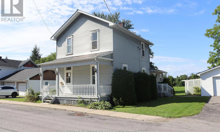464 Gladstone Street