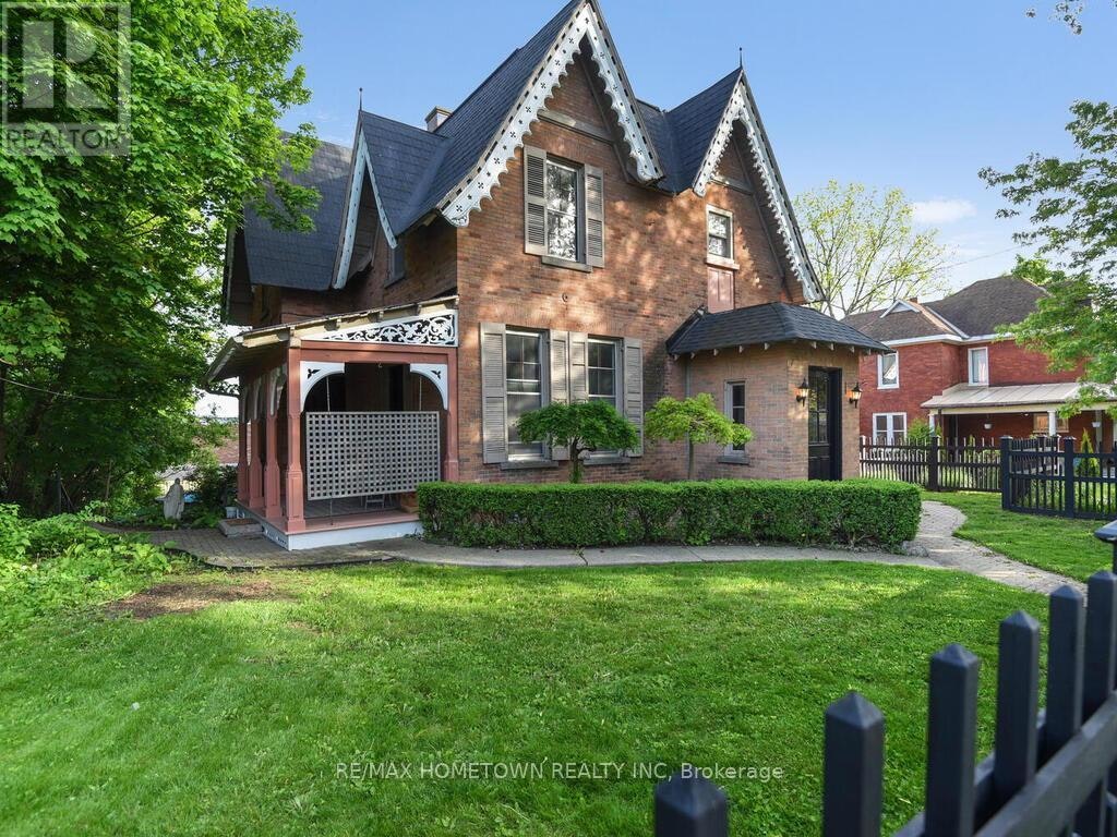 157 Dibble Street W, Prescott, ON, K0E 1T0