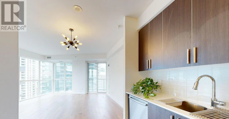 1712-20 Bruyeres Mews, Toronto, ON, M5V 0G8 - 11