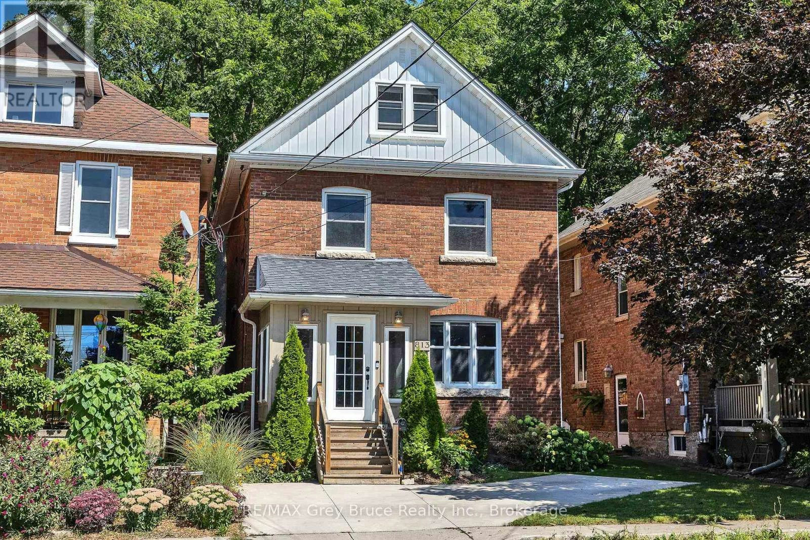 813 5th Avenue A Avenue E, Owen Sound, ON, N4K 2S9