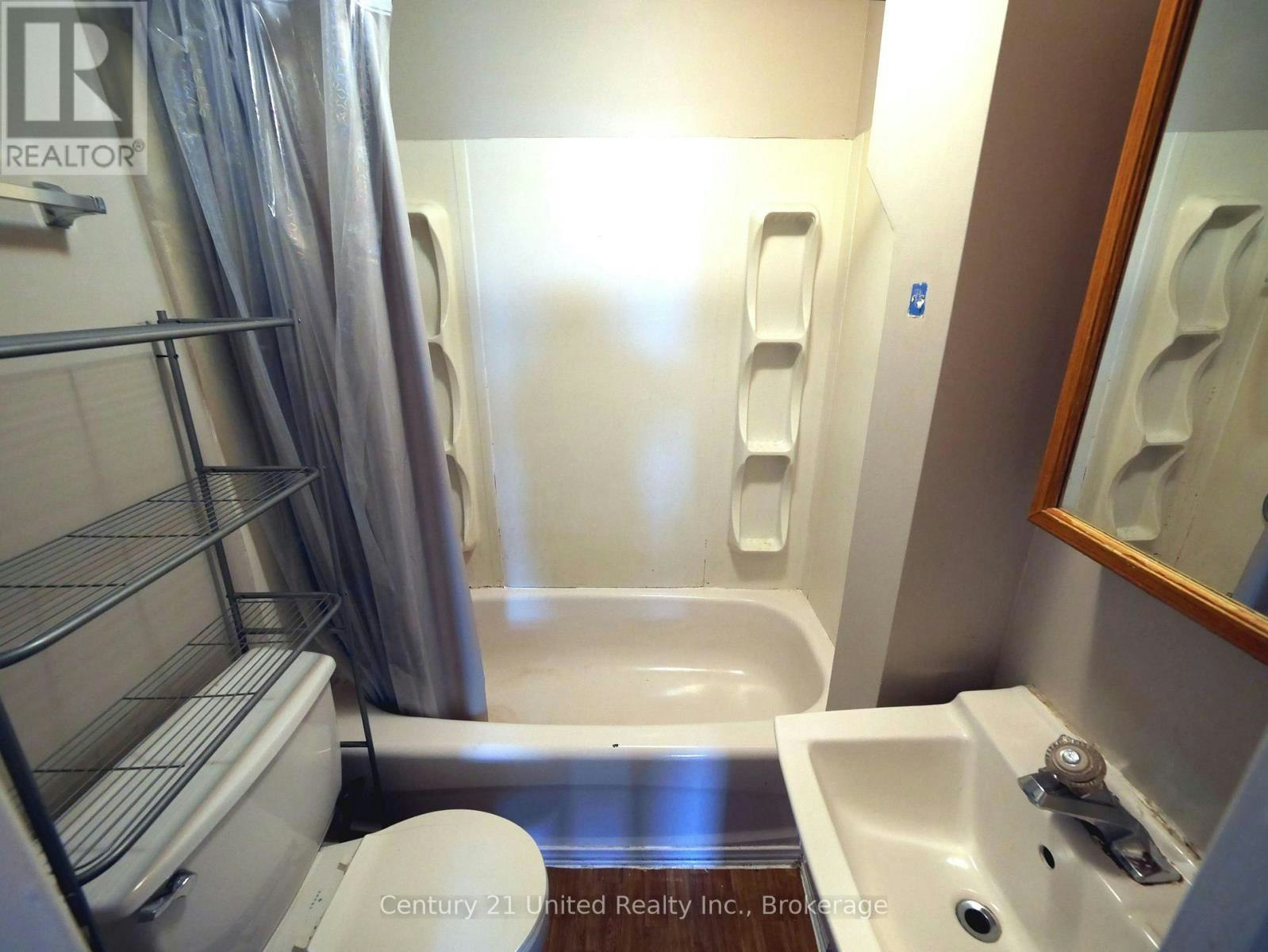 375A Queen Street, Peterborough, ON, K9H 3J7 - 9