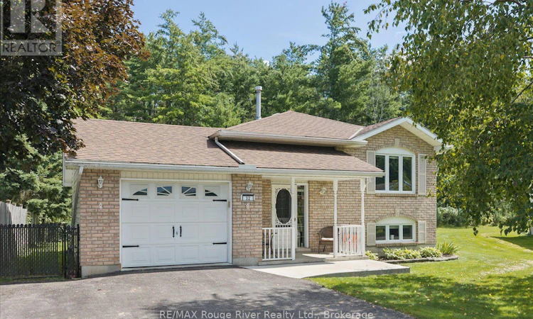 32 Maloney Street SOUTH