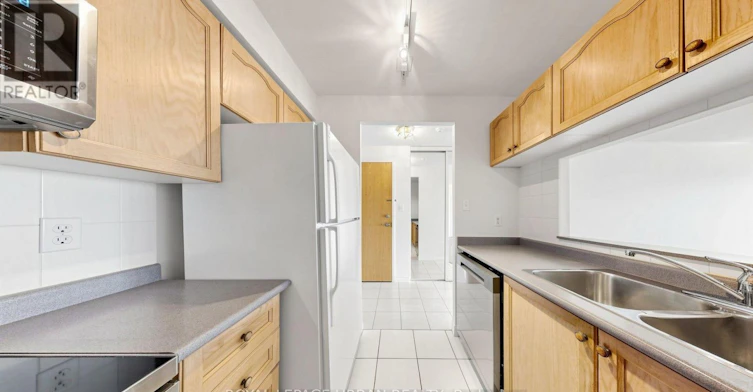 1005-399 Park Road SOUTH, Markham, ON, L3T 7W6 - 20