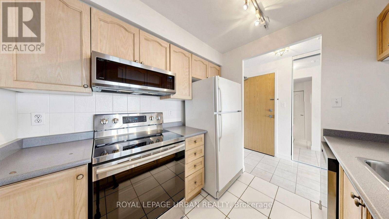 1005-399 Park Road SOUTH, Markham, ON, L3T 7W6 - 22