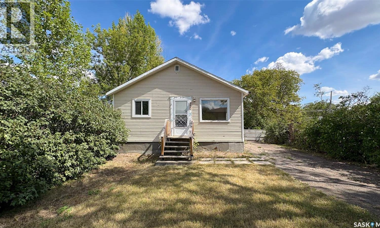 647 Robinson Street