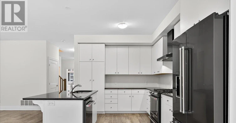 43 Kenesky Drive, Hamilton, ON, L8B 1Y2 - 12