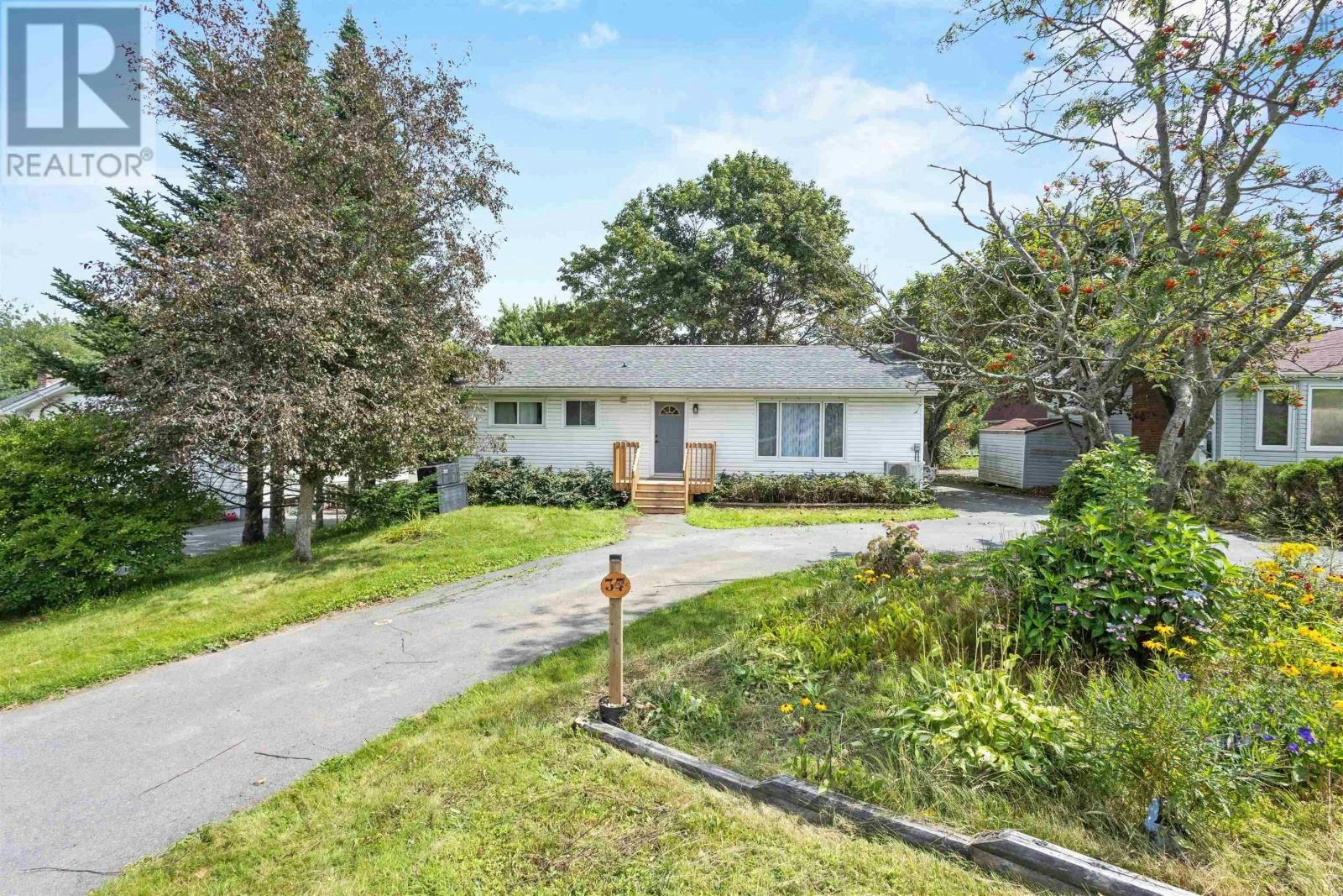 37 Beaver Bank Road, Lower Sackville, NS, B4E 1G4