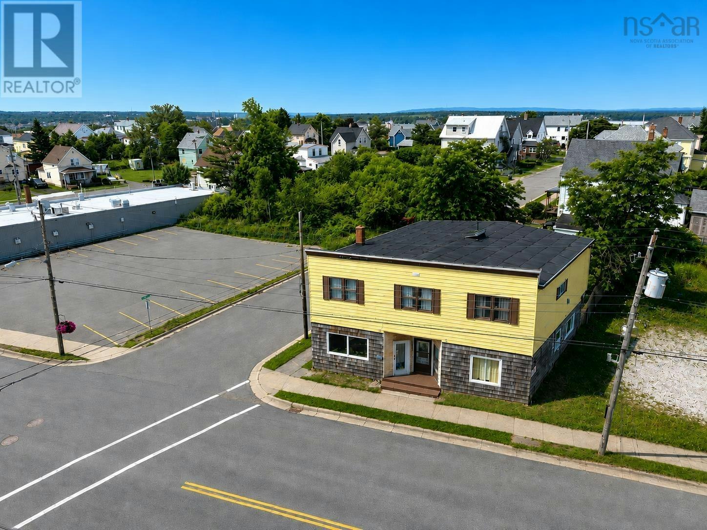 757 Victoria Road, Sydney, NS, B1N 1J5