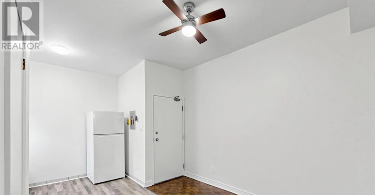 204-218 Close Avenue, Toronto, ON, M6K 1M3 - 8
