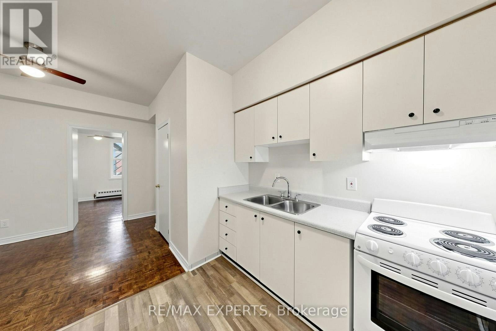 204-218 Close Avenue, Toronto, ON, M6K 1M3 - 16