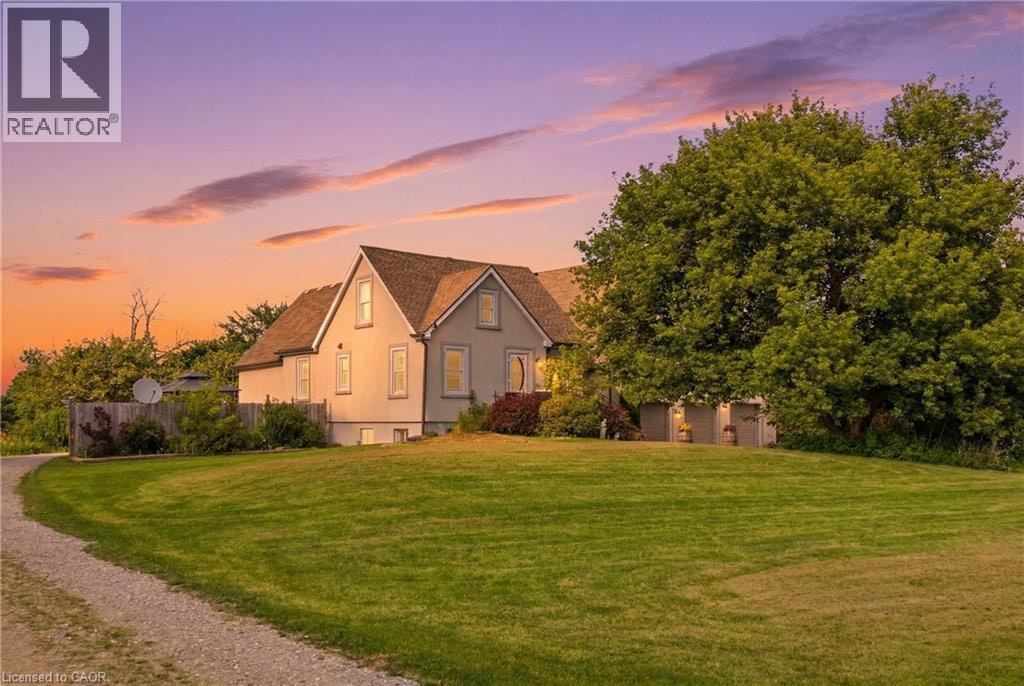 97 Smith Road, Hamilton, ON, L8J 2Z2
