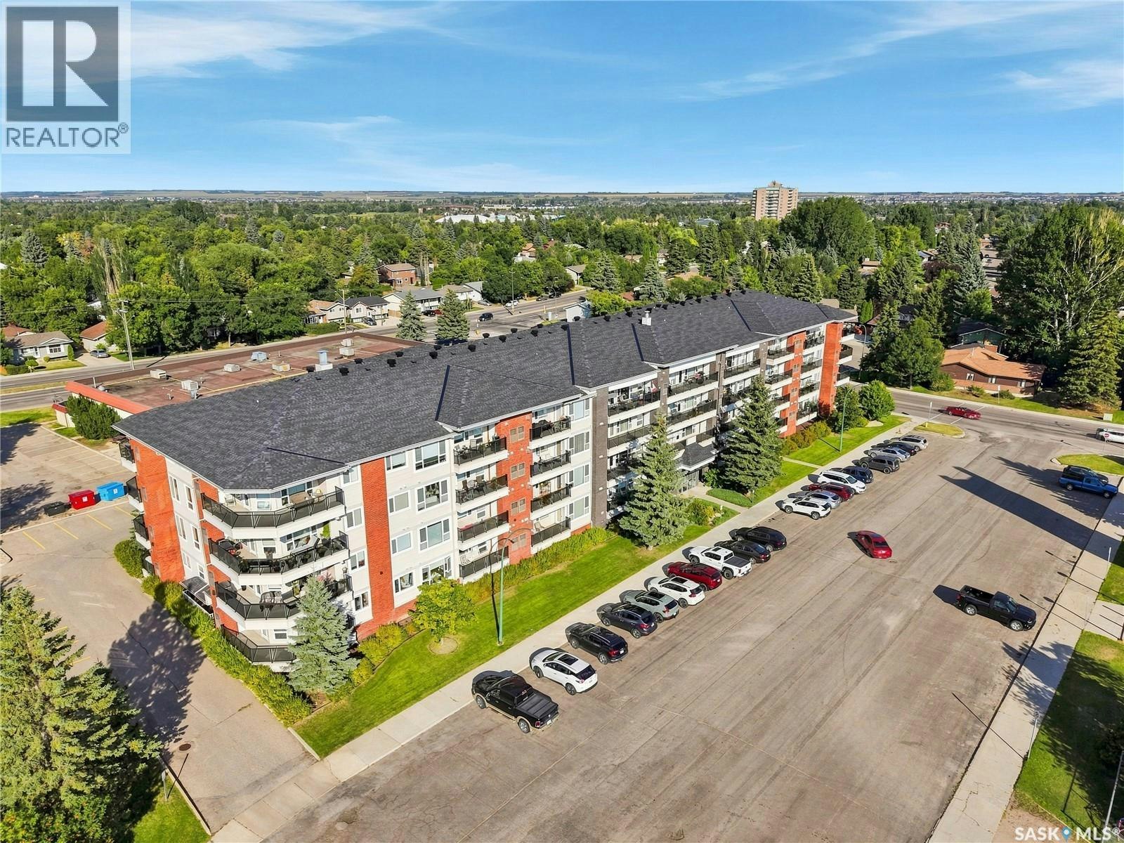 308-102 Kingsmere Place, Saskatoon, SK, S7J 2K3