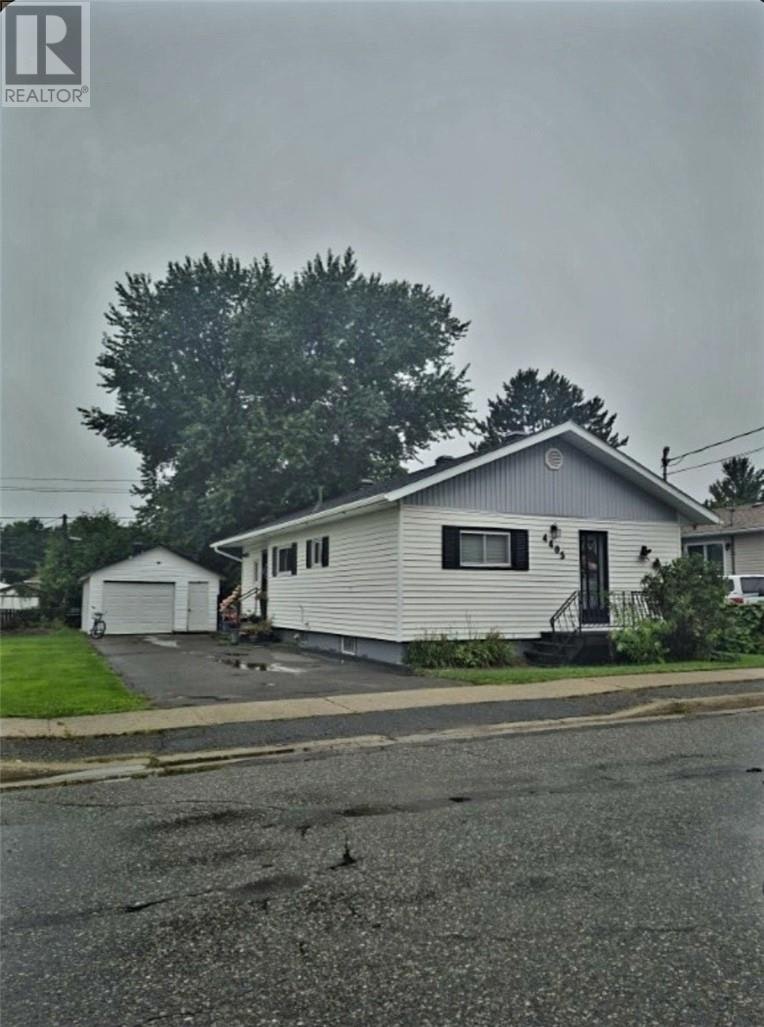 4405 Notre Dame Avenue, Greater Sudbury, ON, P3P 1L2