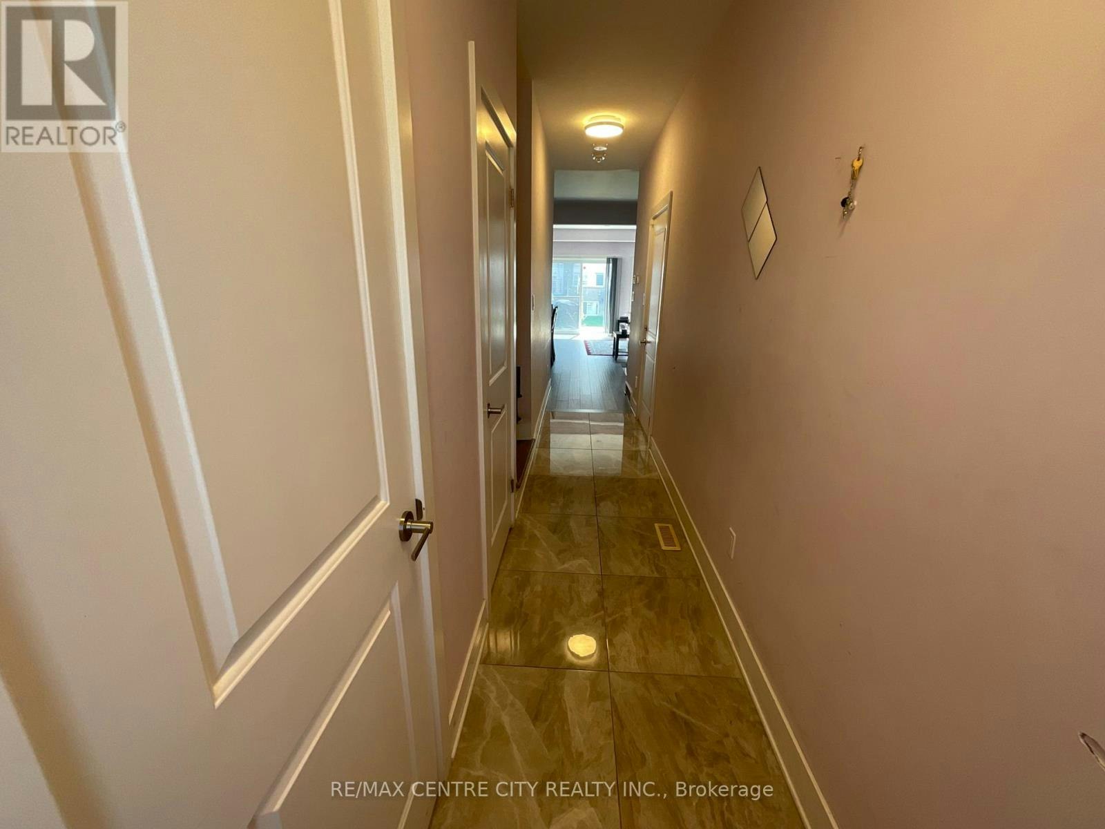 10-2609 Holbrook Drive, London, ON, N6M 0G2 - 3