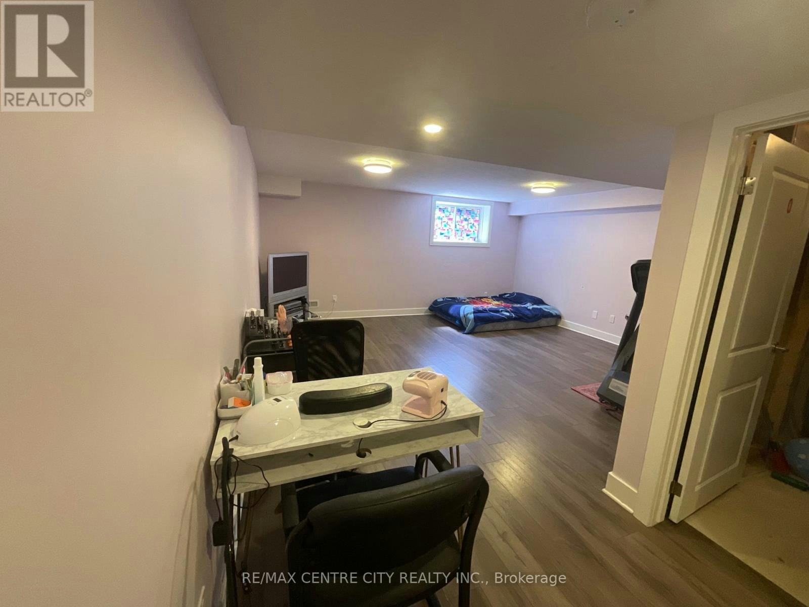 10-2609 Holbrook Drive, London, ON, N6M 0G2 - 18