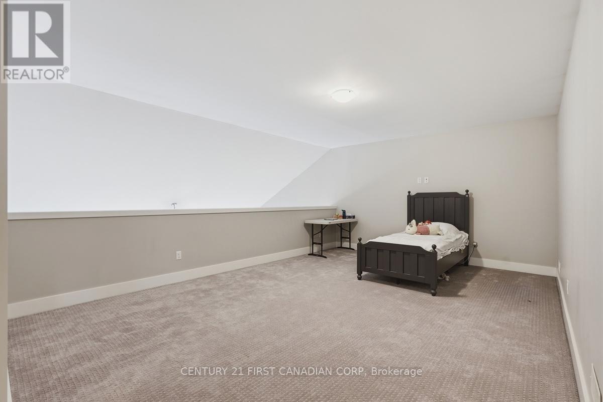 4-2215 Callingham Drive, London, ON, N6G 0P1 - 30