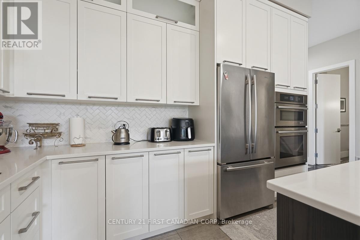 4-2215 Callingham Drive, London, ON, N6G 0P1 - 11