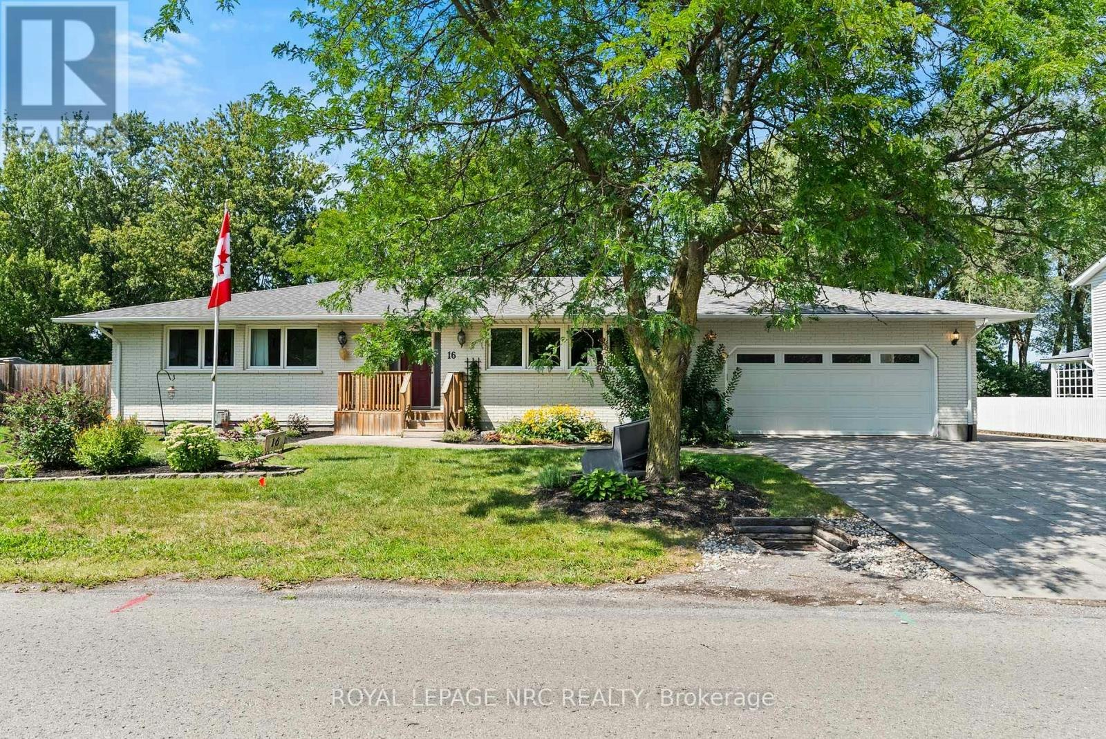 16 Dumfries Street, Niagara-on-the-Lake, ON, L0S 1L0