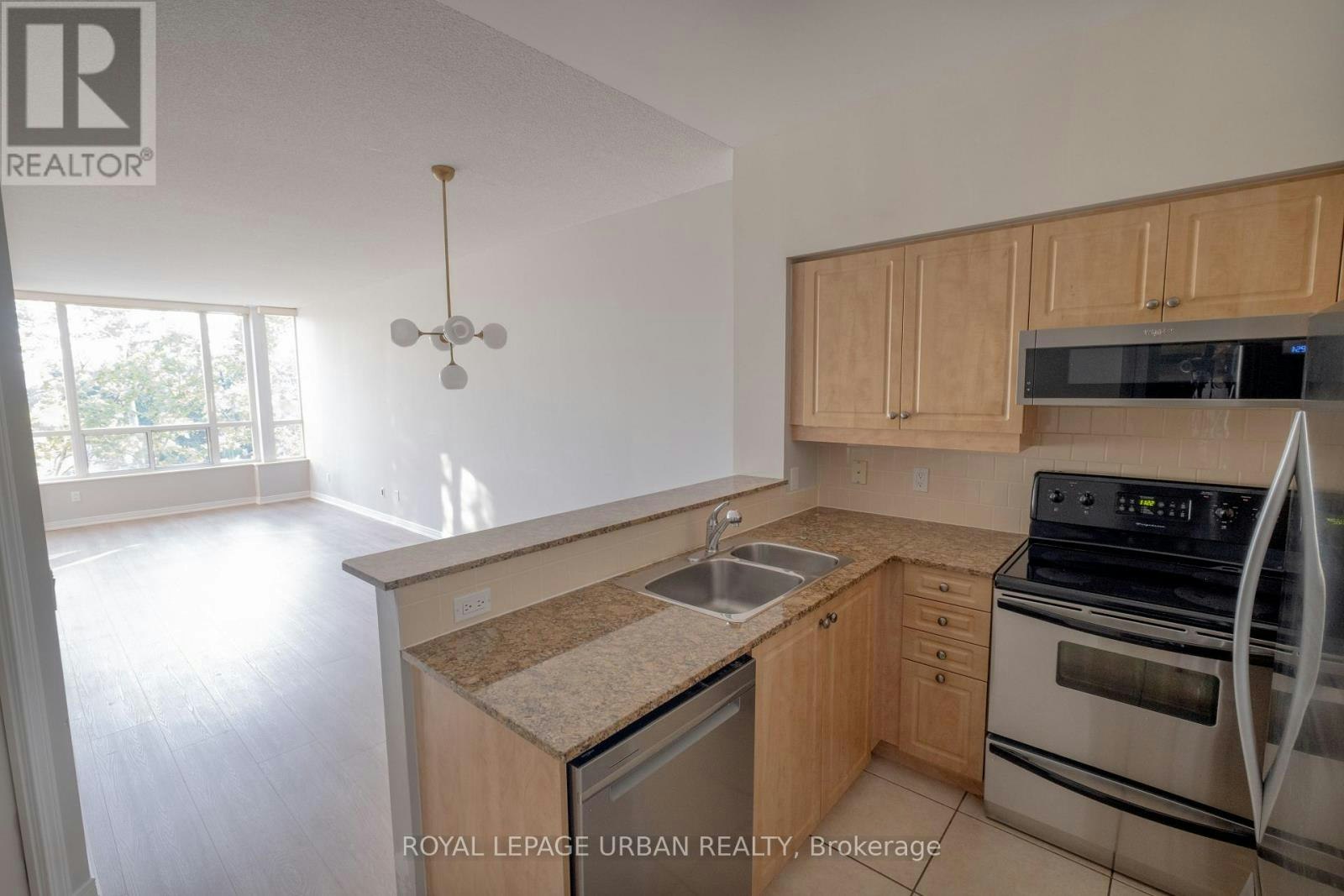 410-481 Rosewell Avenue, Toronto, ON, M4R 2J1 - 12