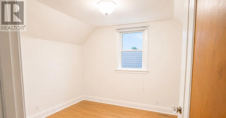 MAIN-820 Simcoe Street N, Oshawa, ON, L1G 4V8 - 6