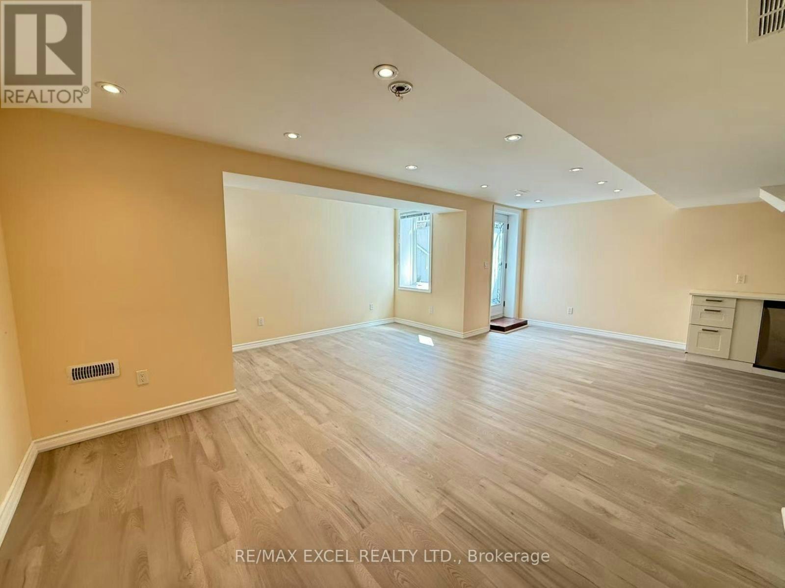 BSMT-278 Ivy Jay Crescent, Aurora, ON, L4G 0E7 - 4