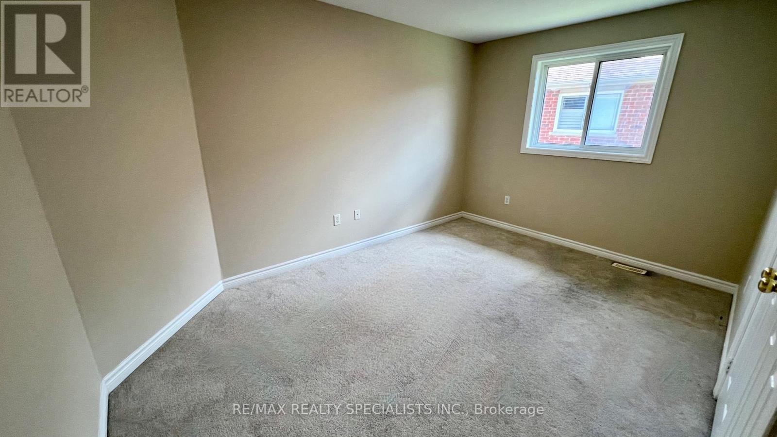 5 Russell Hill Drive, Barrie, ON, L4N 0C3 - 14