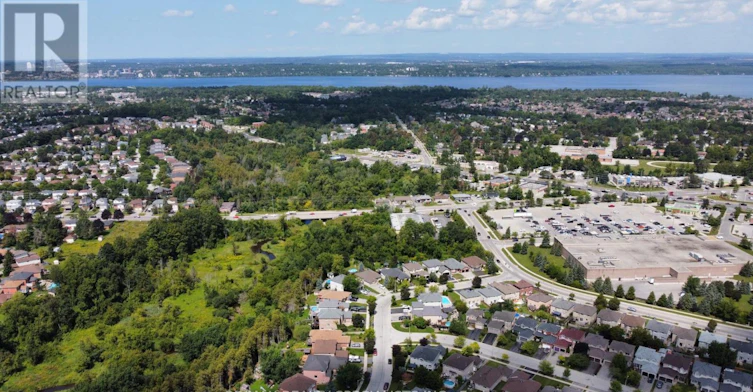 5 Russell Hill Drive, Barrie, ON, L4N 0C3 - 25