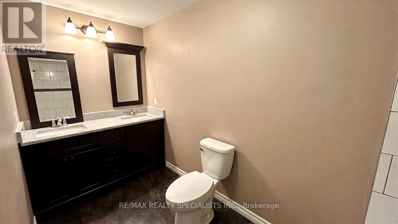 5 Russell Hill Drive, Barrie, ON, L4N 0C3 - 22