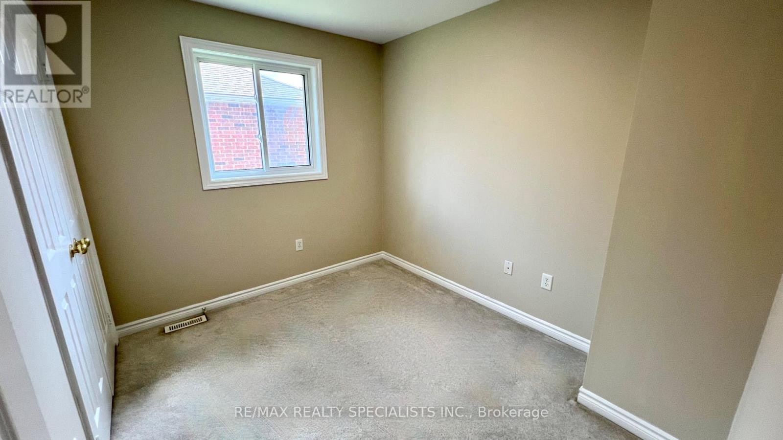 5 Russell Hill Drive, Barrie, ON, L4N 0C3 - 15