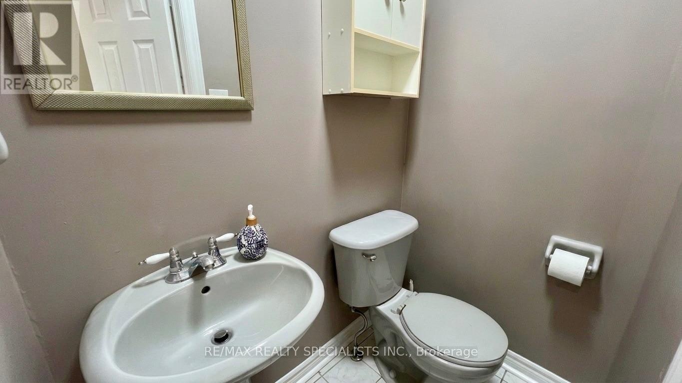 5 Russell Hill Drive, Barrie, ON, L4N 0C3 - 9