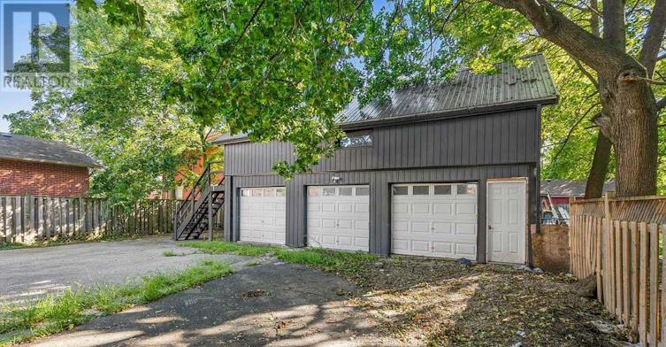 35 Elizabeth Street N, Brampton, ON, L6X 1S3 - 41