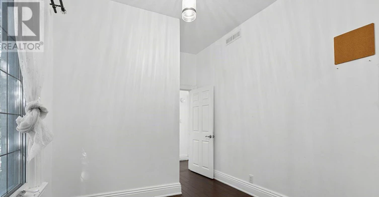 35 Elizabeth Street N, Brampton, ON, L6X 1S3 - 23