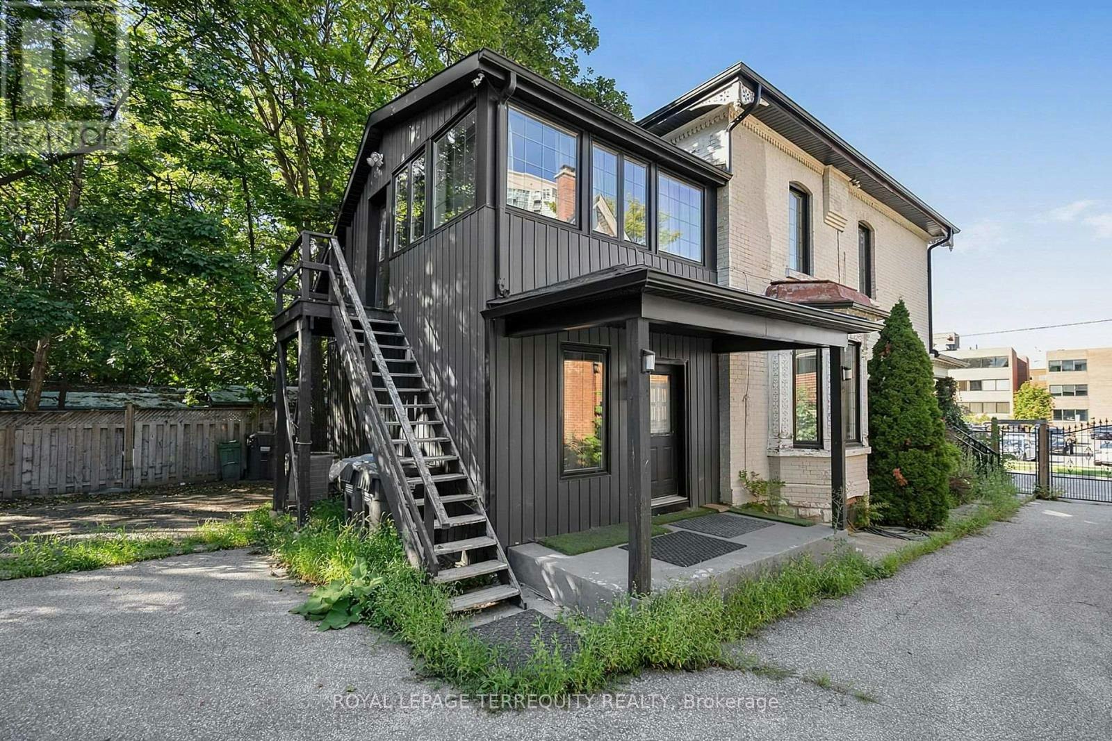 35 Elizabeth Street N, Brampton, ON, L6X 1S3 - 31