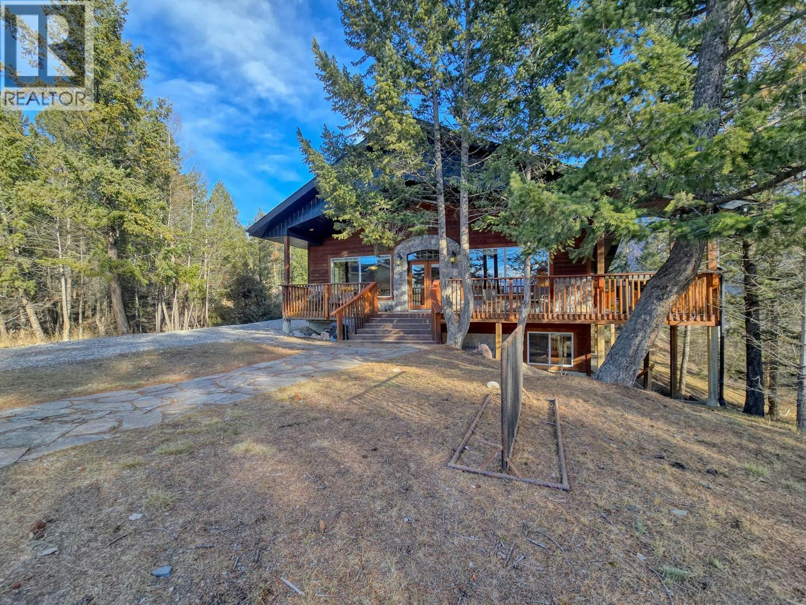 4980 Timberside Place, Windermere, BC, V0A 1K3