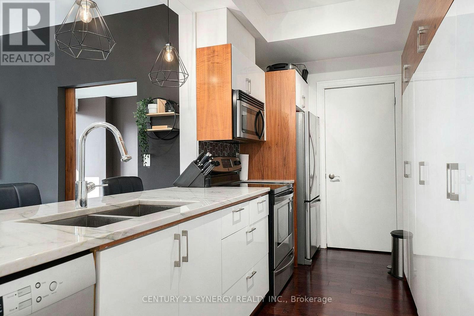 1105-85 Bronson Avenue, Ottawa, ON, K1R 6G7 - 10