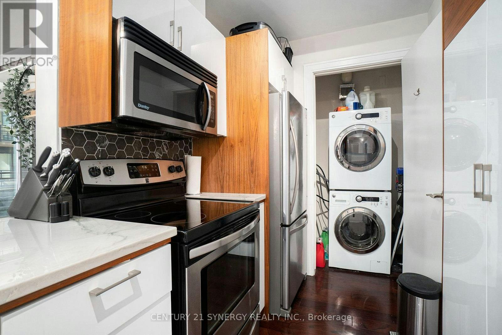 1105-85 Bronson Avenue, Ottawa, ON, K1R 6G7 - 12