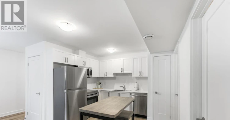 635-4263 Fourth Avenue, Niagara Falls, ON, L2E 0C2 - 9