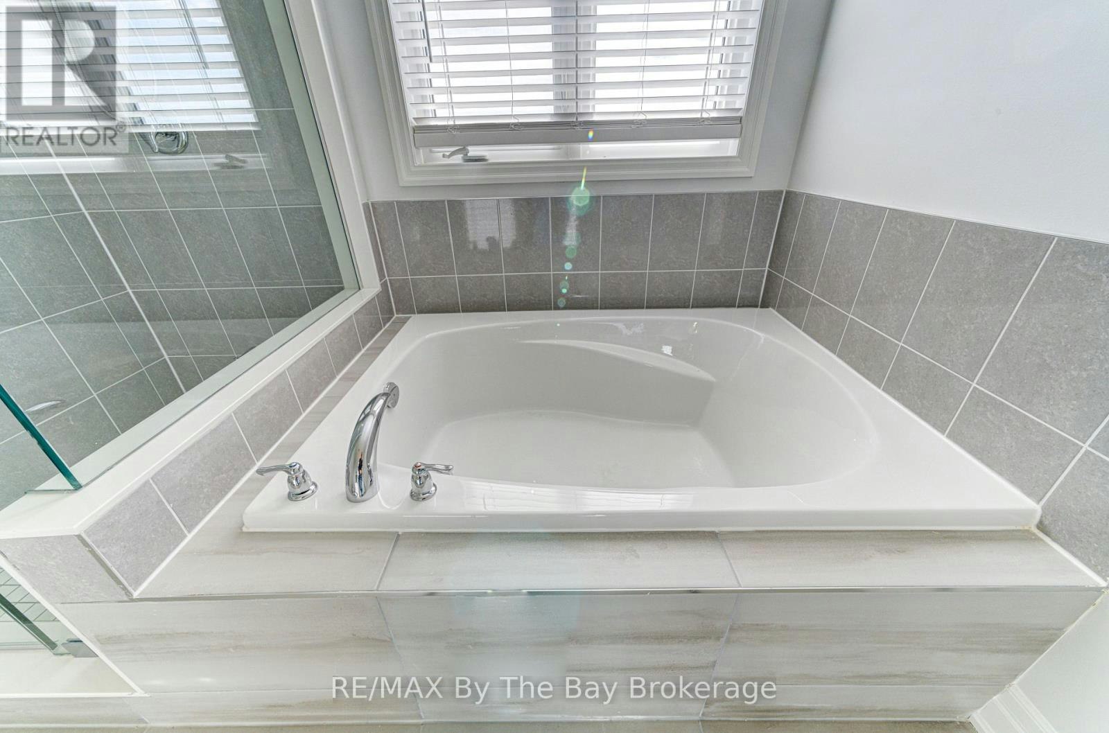 17 Rosanne Circle, Wasaga Beach, ON, L9Z 0N4 - 30