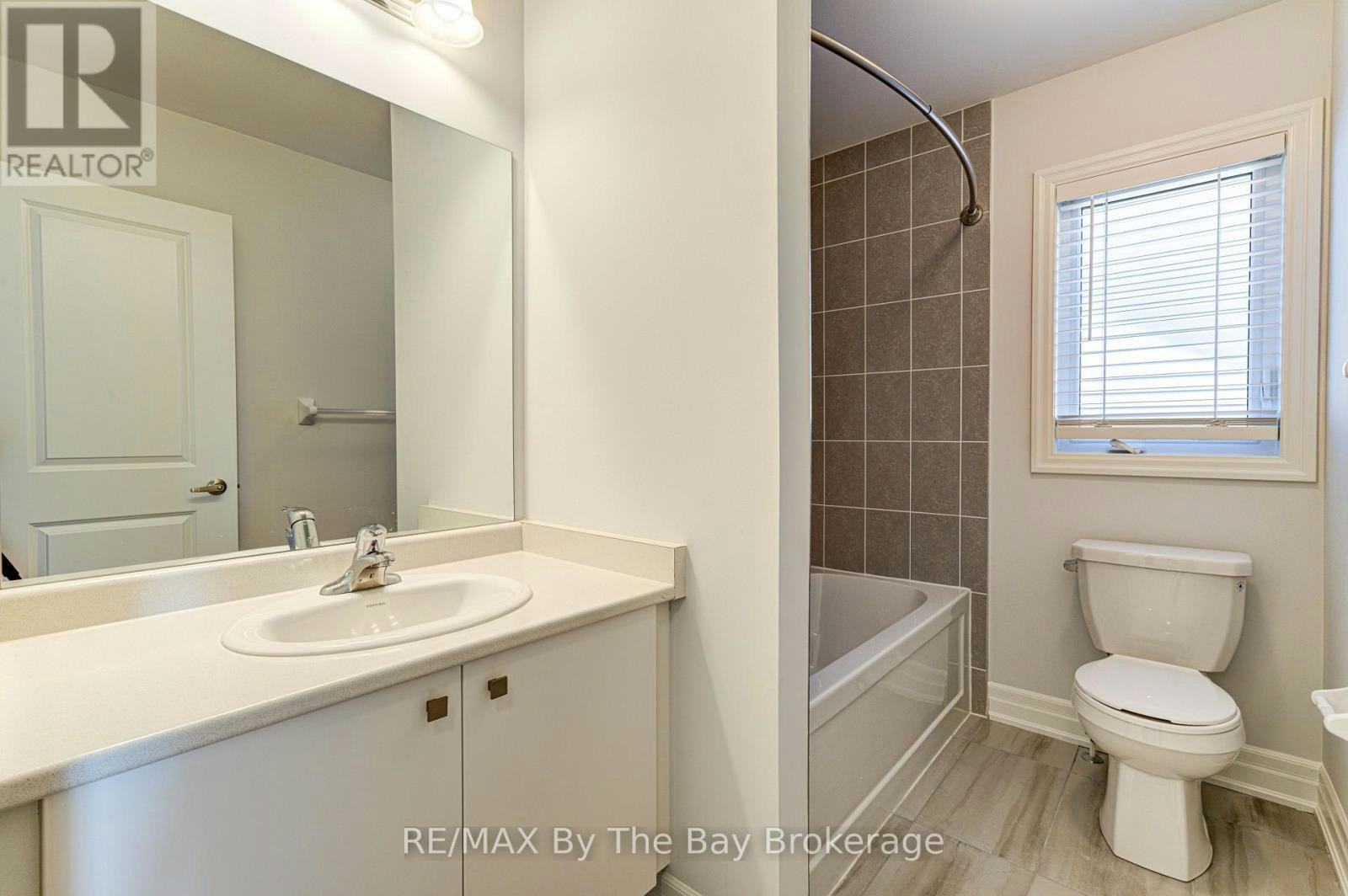 17 Rosanne Circle, Wasaga Beach, ON, L9Z 0N4 - 41