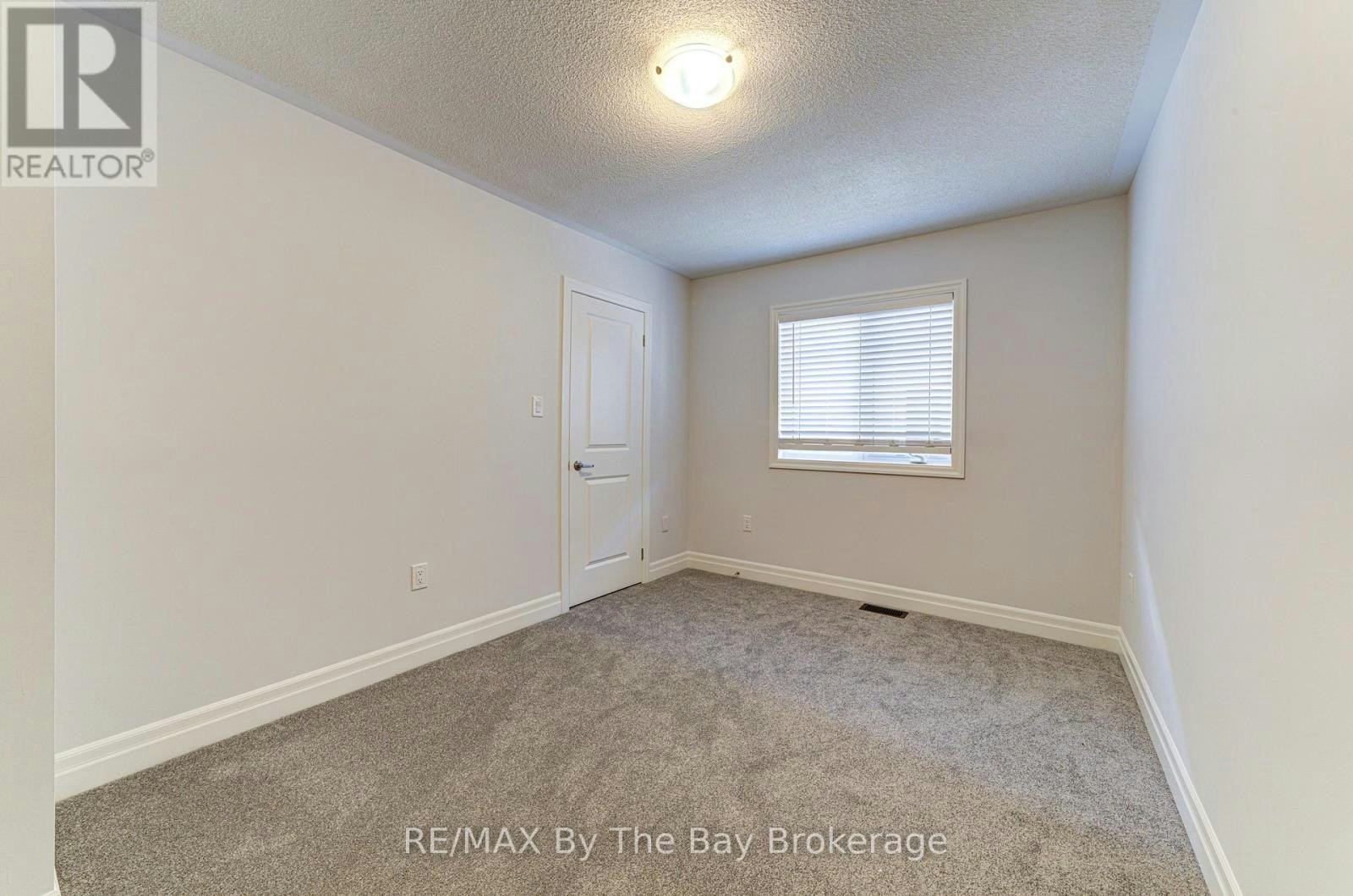 17 Rosanne Circle, Wasaga Beach, ON, L9Z 0N4 - 32