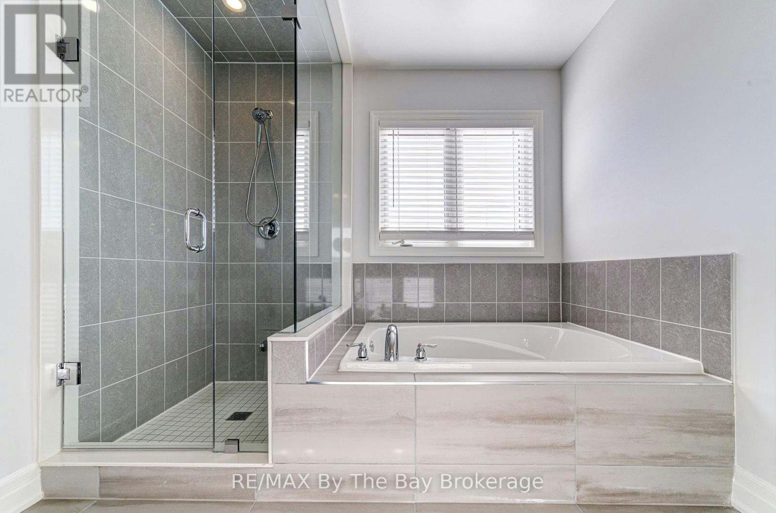 17 Rosanne Circle, Wasaga Beach, ON, L9Z 0N4 - 31