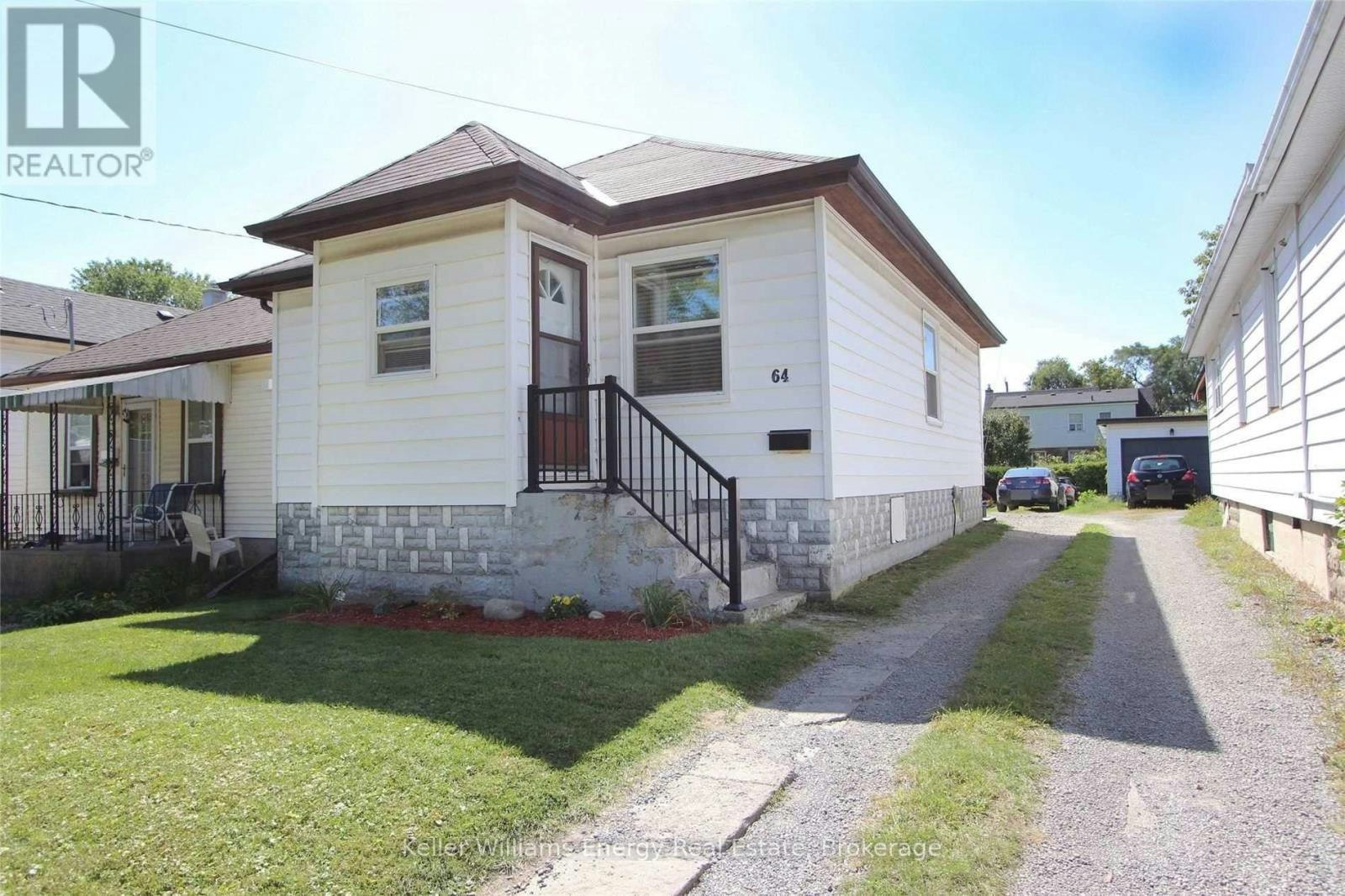 64 Grenfell Street, Oshawa, ON, L1J 4W2