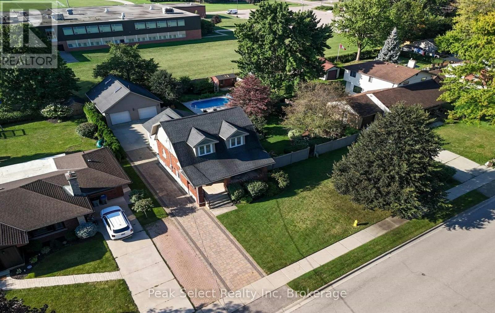 318 Elizabeth Street, St. Marys, ON, N4X 1C8
