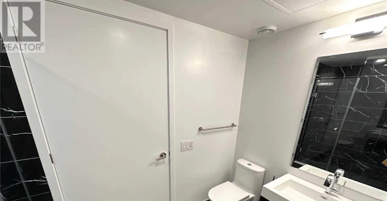 1401-39 Roehampton Avenue, Toronto, ON, M4P 1P9 - 6