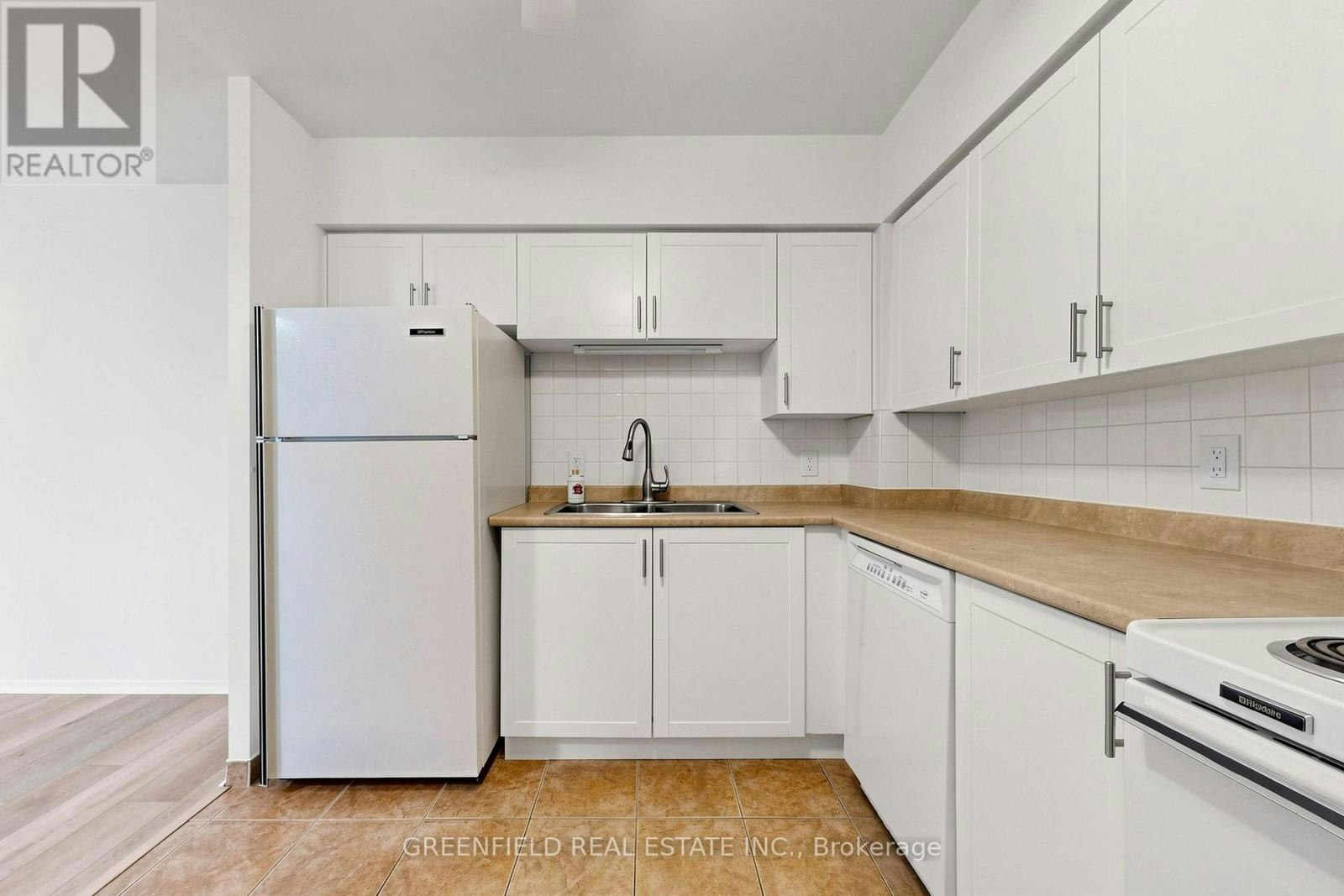 205-897 Sheppard Avenue W, Toronto, ON, M3H 2T4 - 12