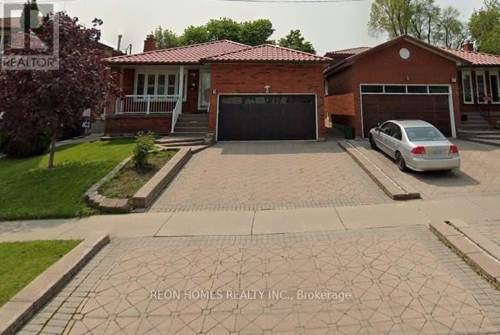 3 Lord Roberts Drive, Toronto, ON, M1K 3W1