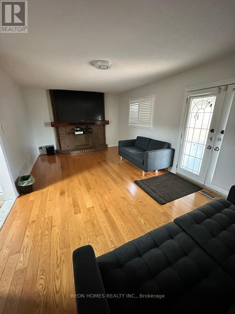 3 Lord Roberts Drive, Toronto, ON, M1K 3W1 - 13