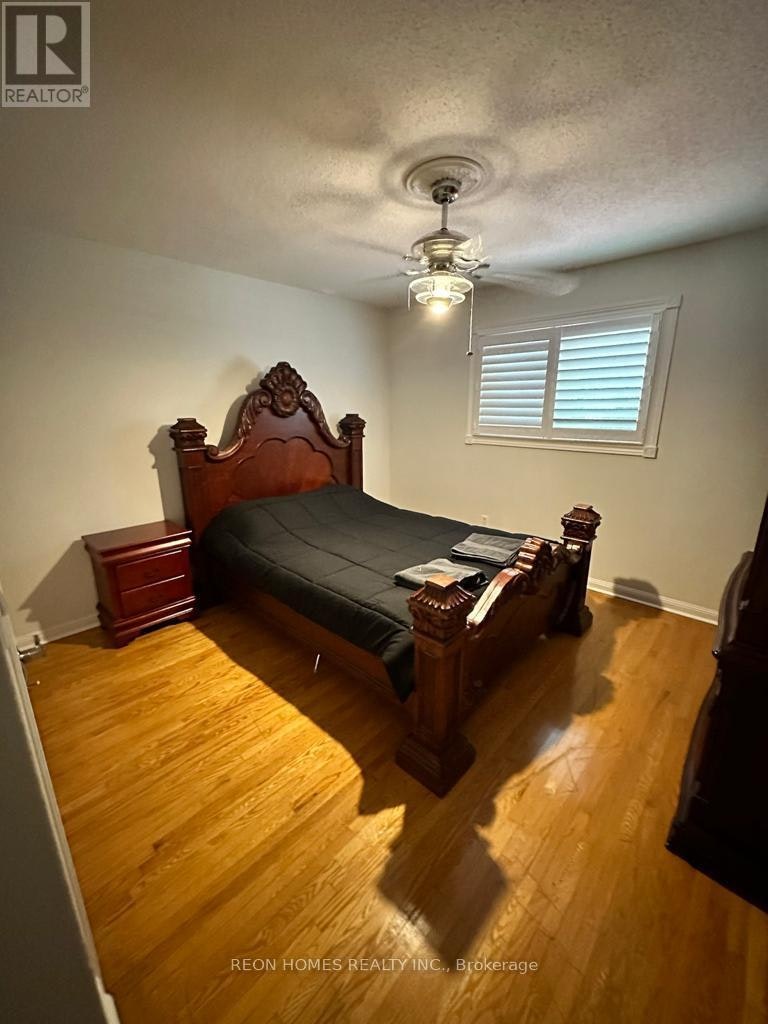 3 Lord Roberts Drive, Toronto, ON, M1K 3W1 - 7